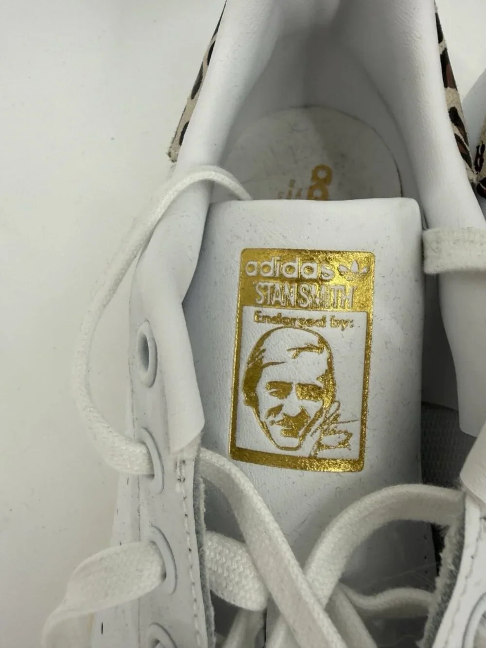 Women’s Adidas Stan Smith leather Sneakers White And Leopard Print Size 8 .5